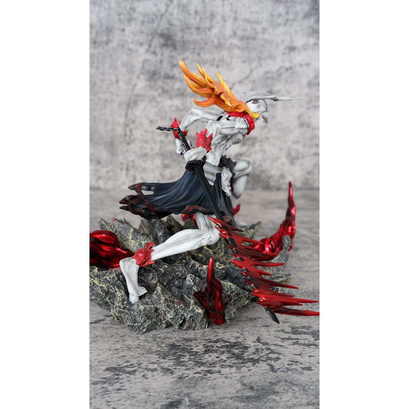 Amazon.co.jp: [YAORUI] 黒崎一護 フィギュア 牛頭一護 人形 完全虚化